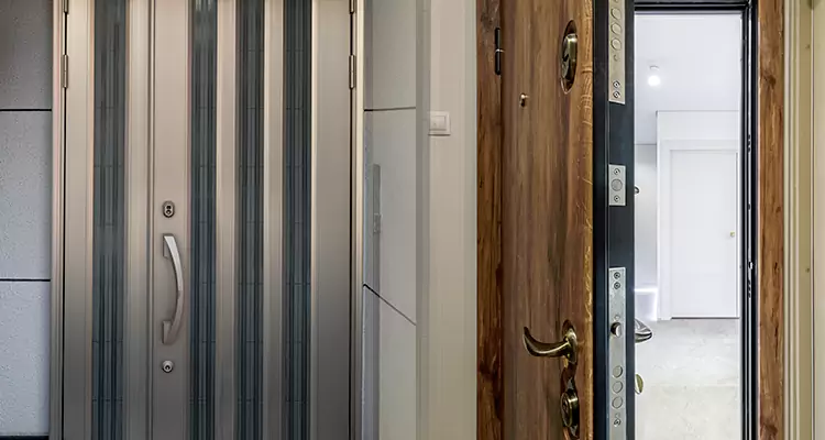 Burglar Proof Front Door Repair in West Palm Beach, FL
