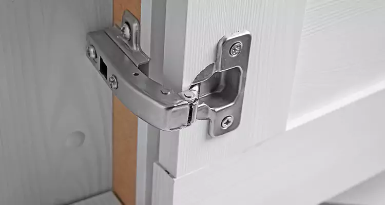 Shower Door Hinge Replacement in West Palm Beach, FL