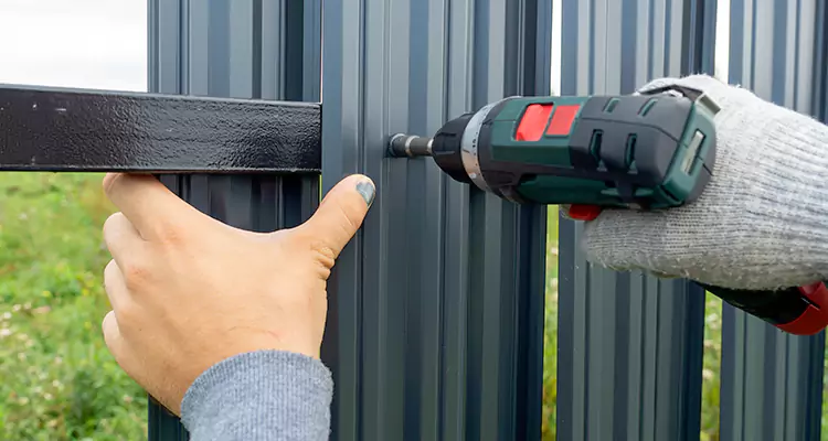 Metal Gate Repair in West Palm Beach, FL