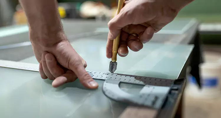 Glass Scratch Repair in West Palm Beach, FL