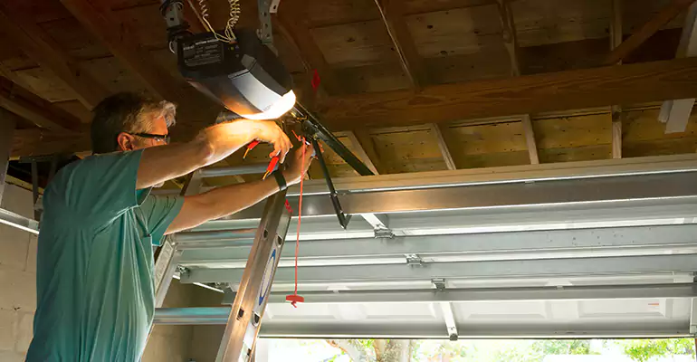 Chamberlain Garage Door Repair in West Palm Beach, FL