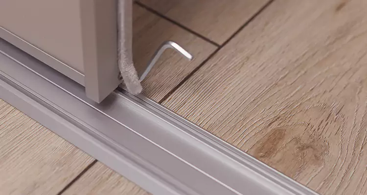 Squeaky Sliding Door Repair in West Palm Beach, FL