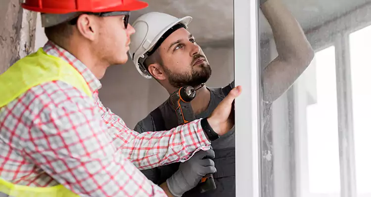 Sliding Patio Door Sticking? Expert Repair in West Palm Beach, FL.