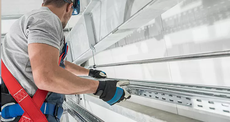 Glass Balcony Railing Replacement in West Palm Beach, FL