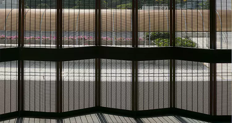 Front Screen Door Repair in West Palm Beach, FL