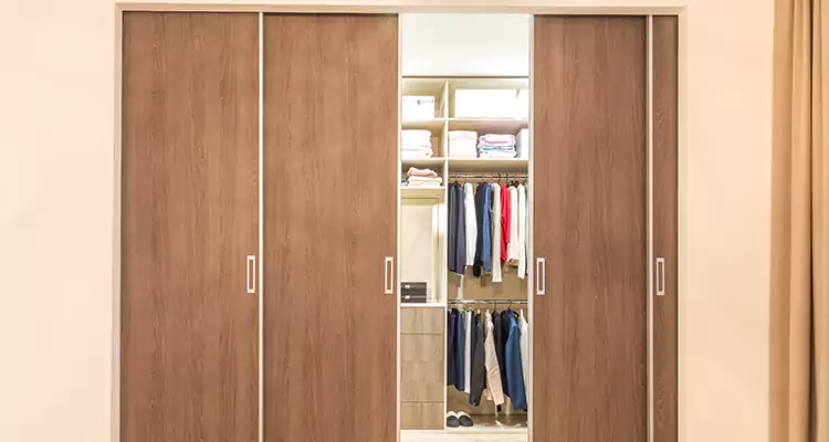 Sliding Closet Wardrobe Repairs in West Palm Beach, FL